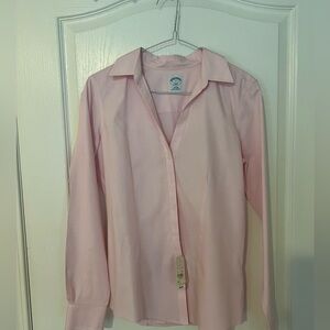 Brooks brothers 100% cotton fitted pink button down  shirt size 6.